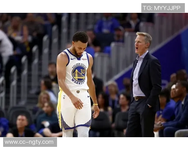 静雨评析库里与波斯特的历史地位与关键时刻表现的对比分析